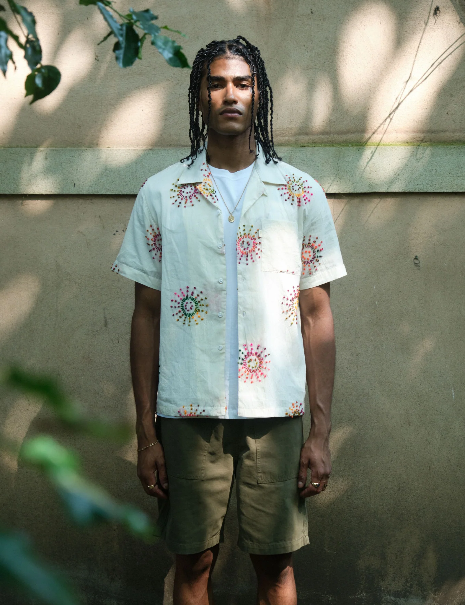 Bhode Knot Sun Hand Embroidered Shirt - Ivory White - Image 2