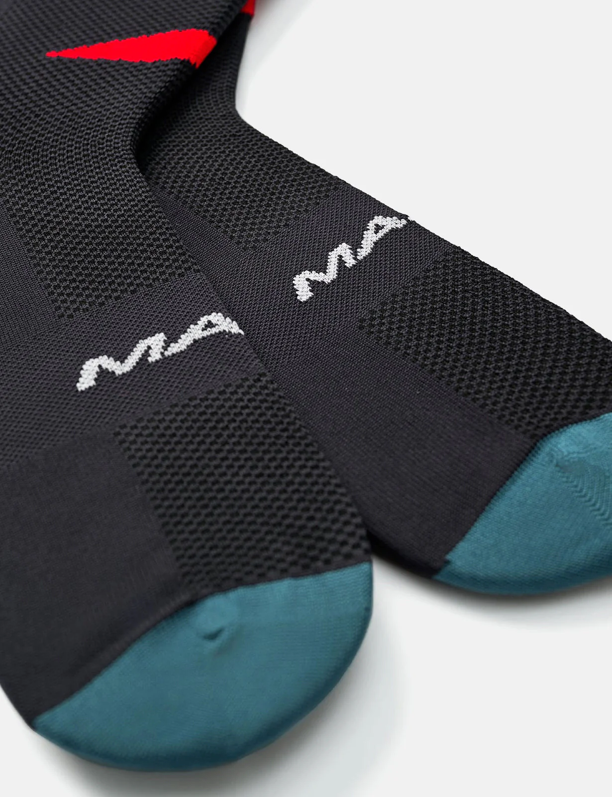MAAP Emerge Pro Air Socks - Black - Image 2
