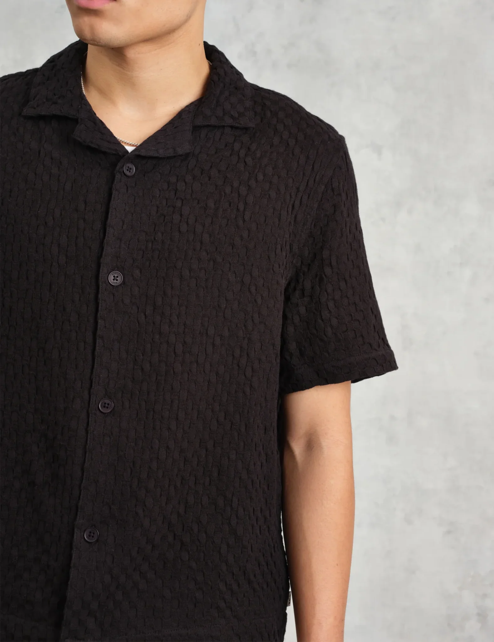 Wax London Lido Short Sleeve Shirt (Box Dobby) - Black - Image 3